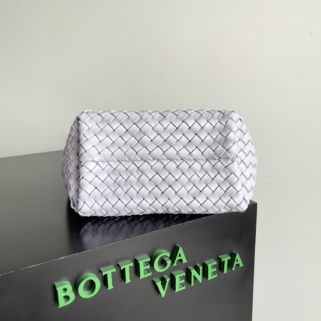 Bottega Veneta Shopping Bags